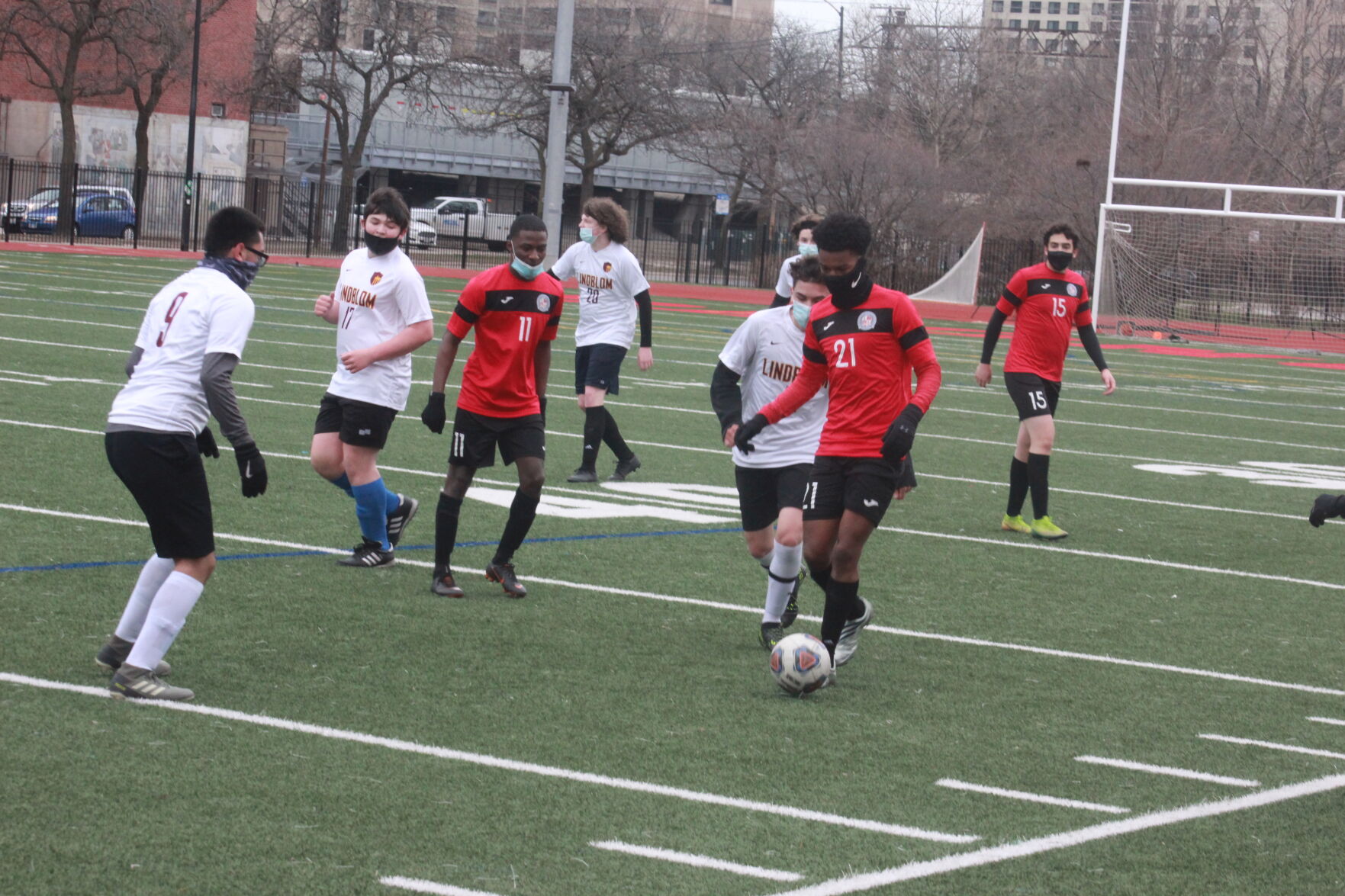 Photo: Kenwood handily beats Lindblom